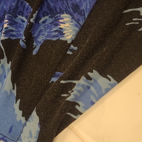 Lularoe T & C - Picture 3 of 3